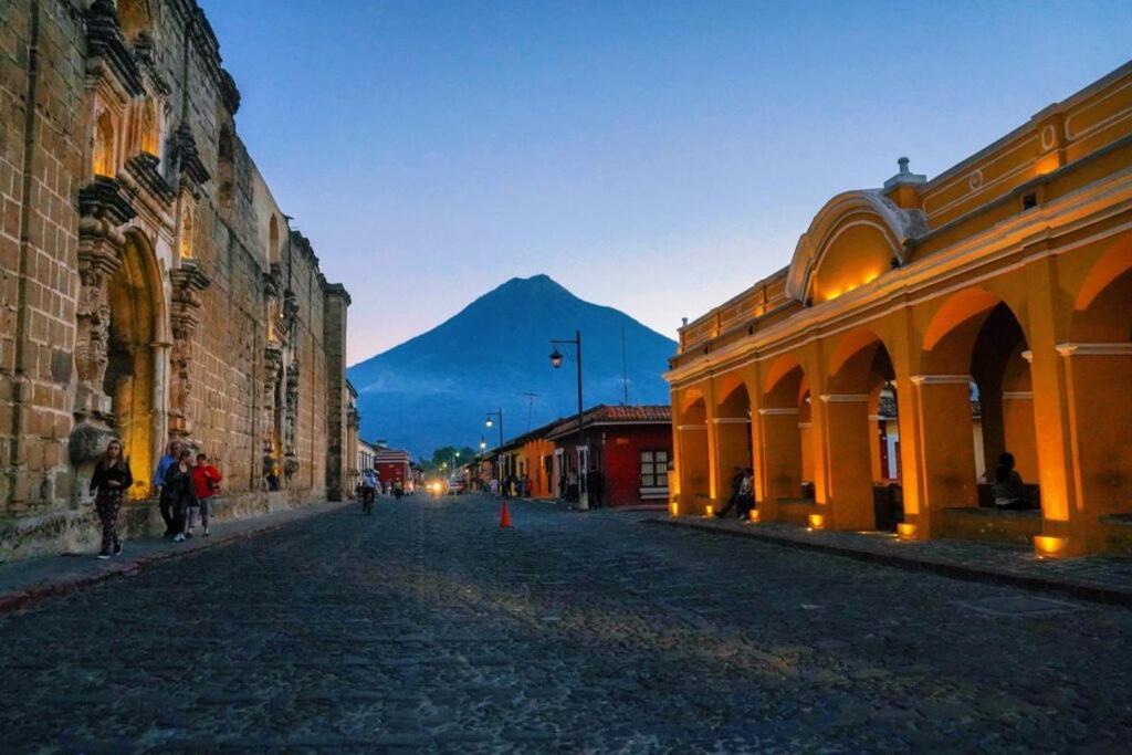 Hotel Antigua House Экстерьер фото